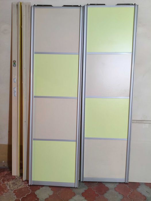 Продам двери для встроенного шкафа.
