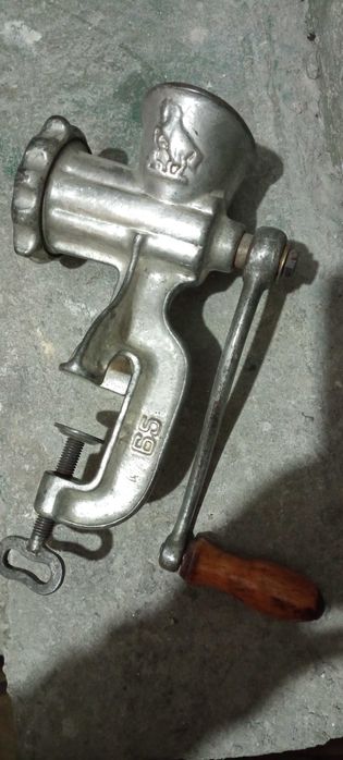 Мелачка за месо и зеленчуци