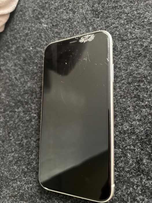 Обмен Айфон apple 11 64gb ТОРГ возможен.