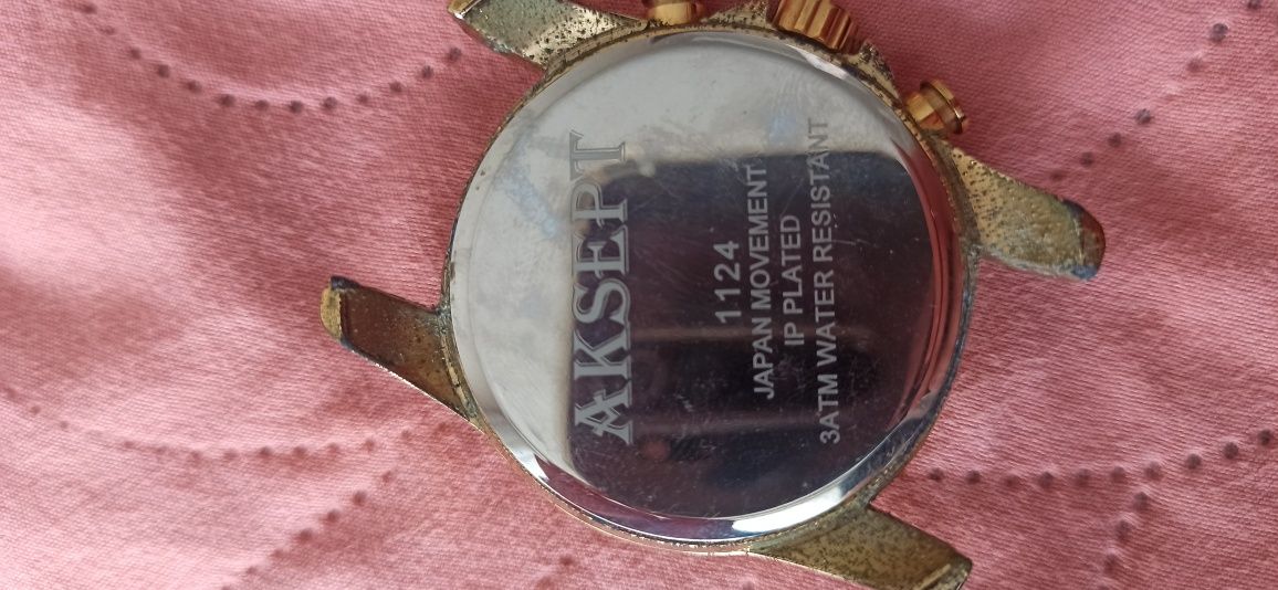Часовници AKSEPT и CASIO