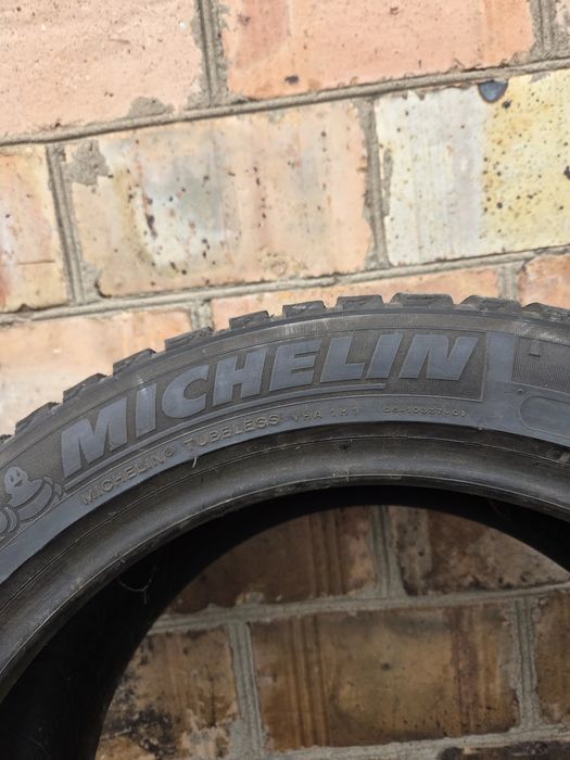 Шина зимняя Michelin 245/45/17 б/у