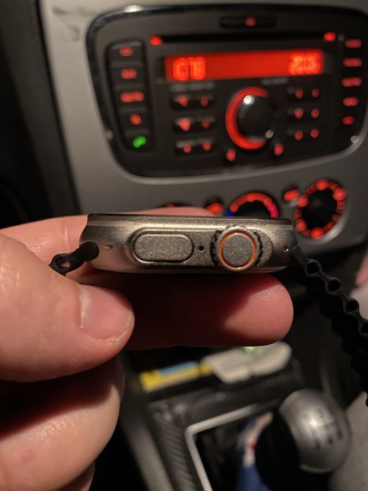 Vand urgent apple watch 2 ultra