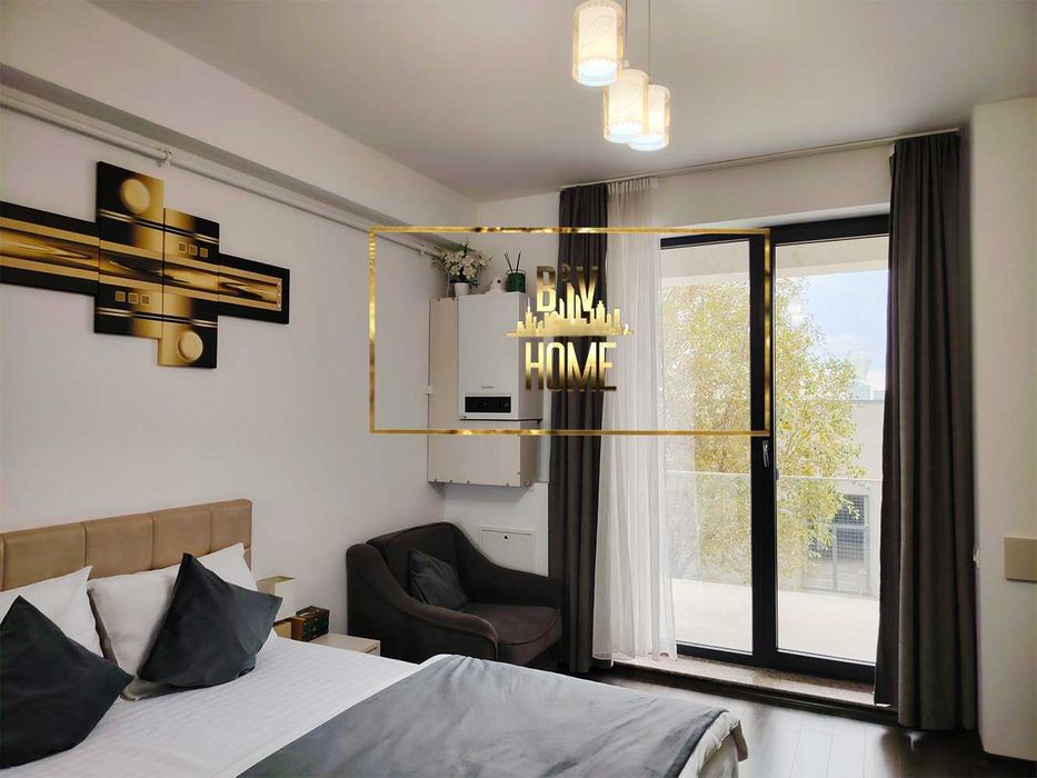 PRIMA LINIE la cluburi , vanzare