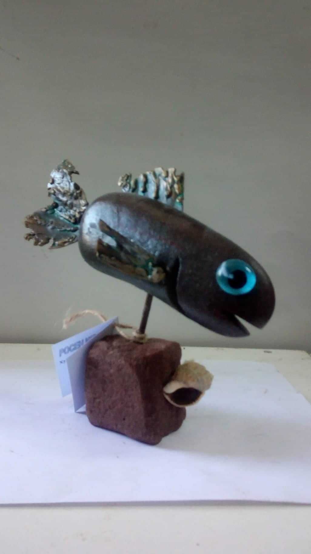 Малка рибка - скулптурка