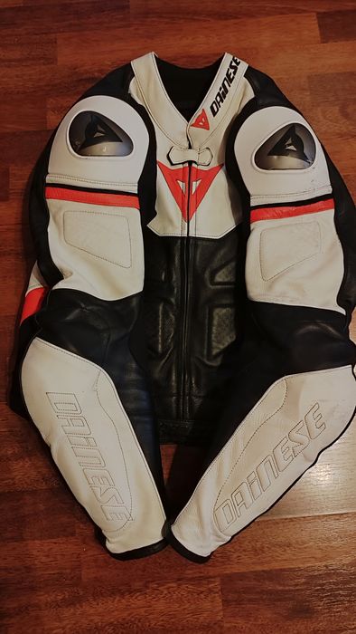 Costum moto piele  IT 52/ M-L, Dainese Avro 2
