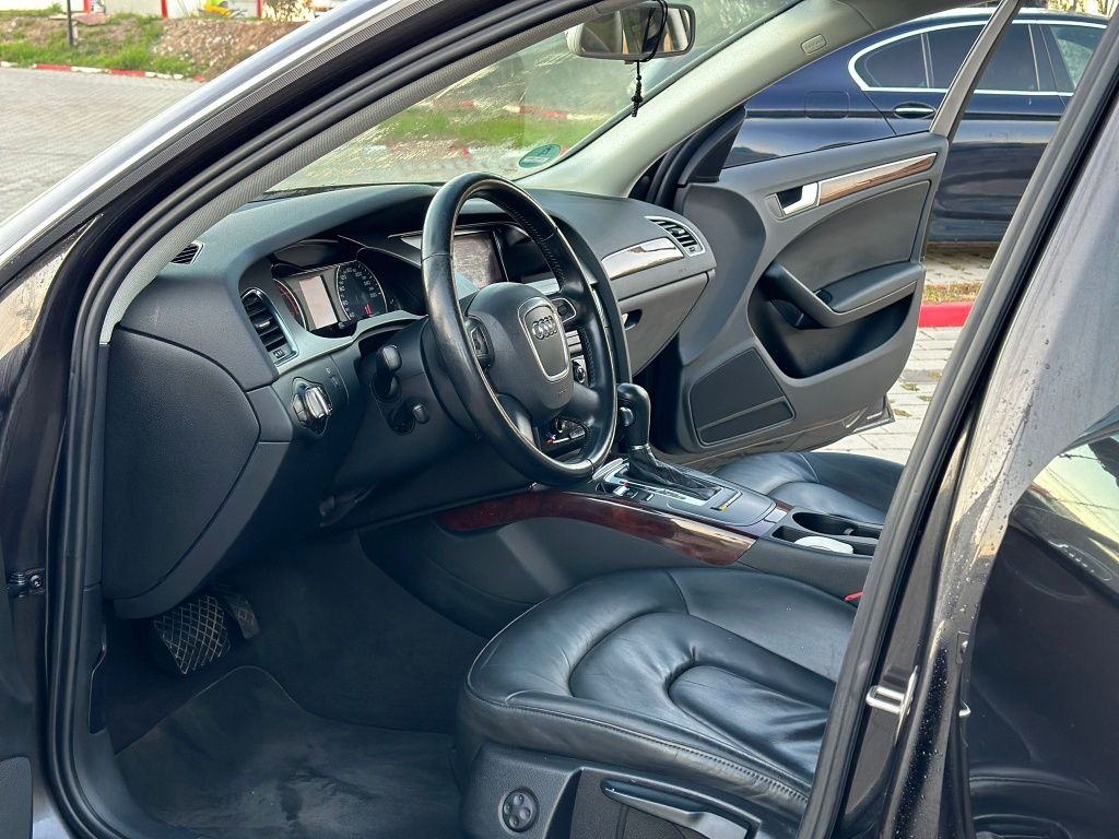 Audi A4 B8 automat 2.0 TDI 140cp