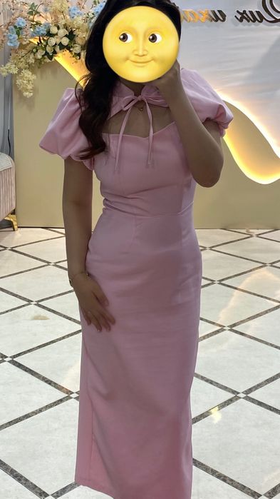 платье розовое