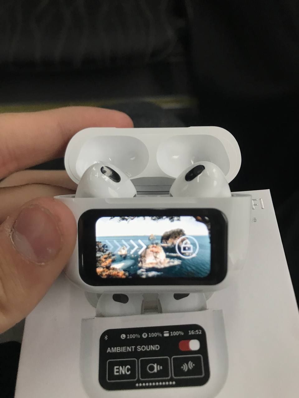 Air Pods 2 ekranli yangi