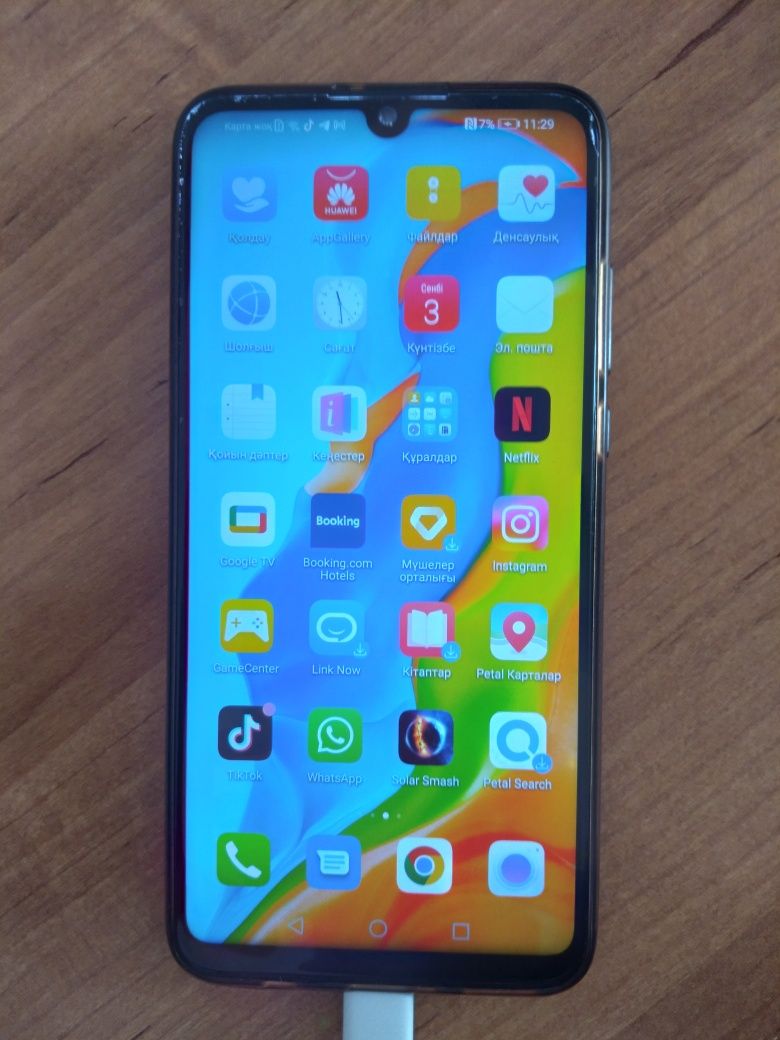 Смартфон Huawei P30 Lite