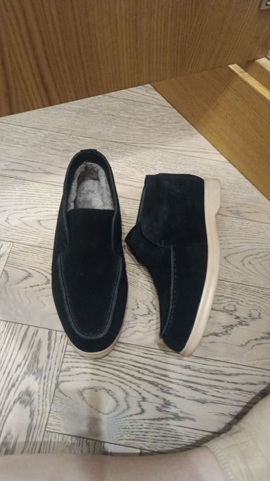 Продам обувь 37 рр