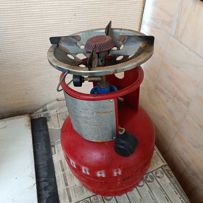 Туристическа газова бутилка с котло