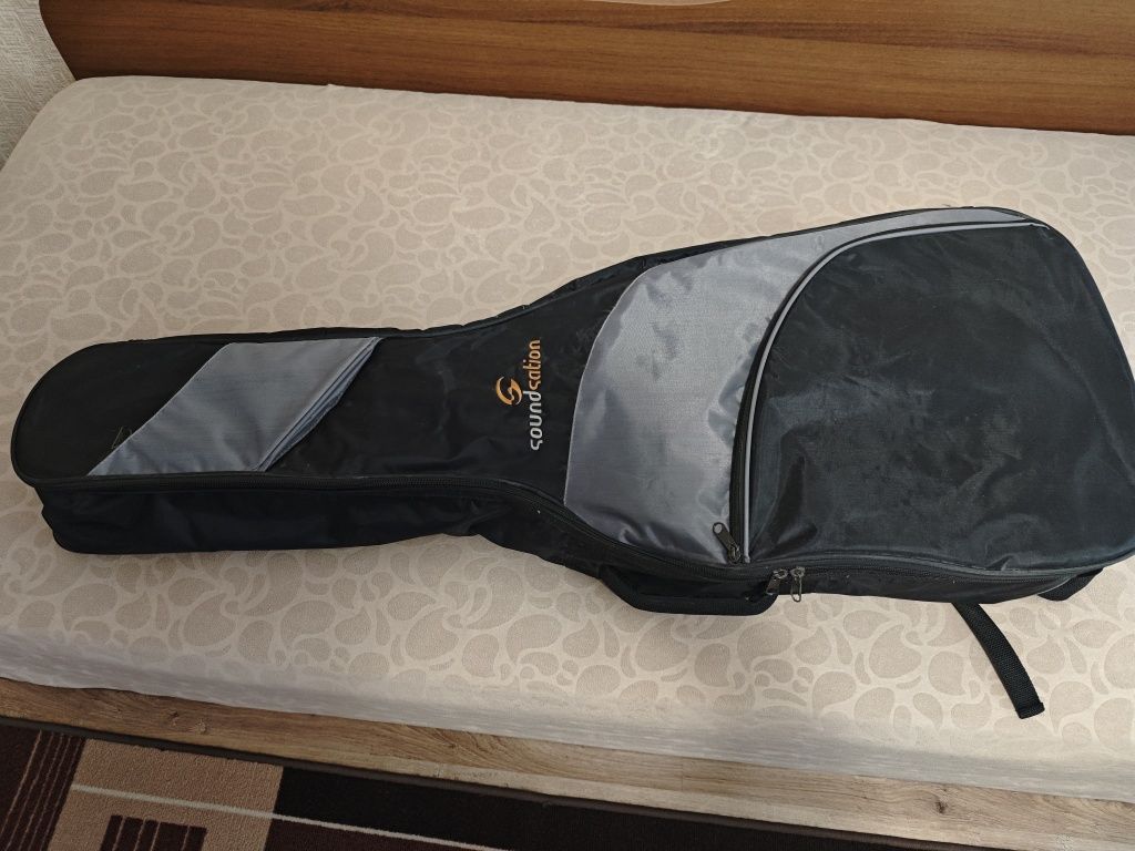 Класическа китара Yamaha C40