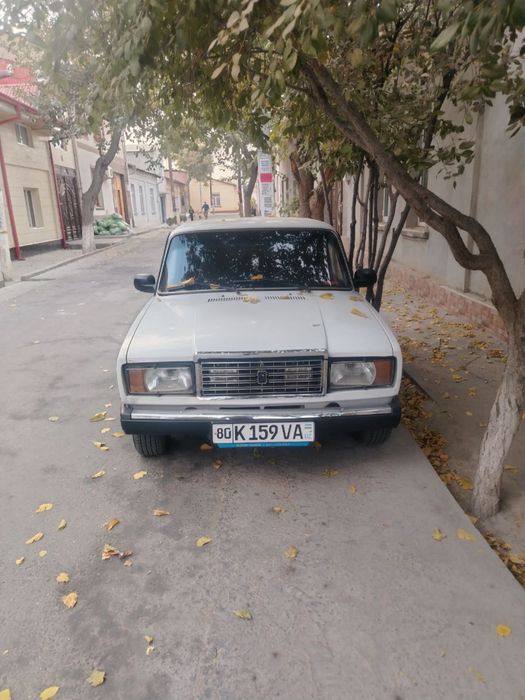 Vaz 2107 yaxshi xolatda