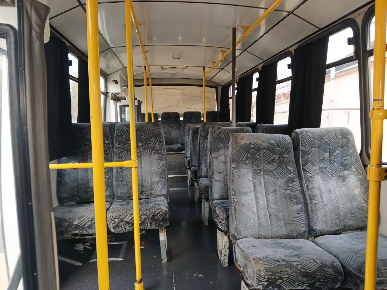 ISUZI Aftobus NP37