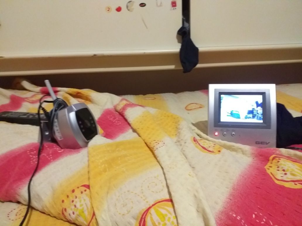 Camera supraveghere copil cu sunet (home baby monitor)