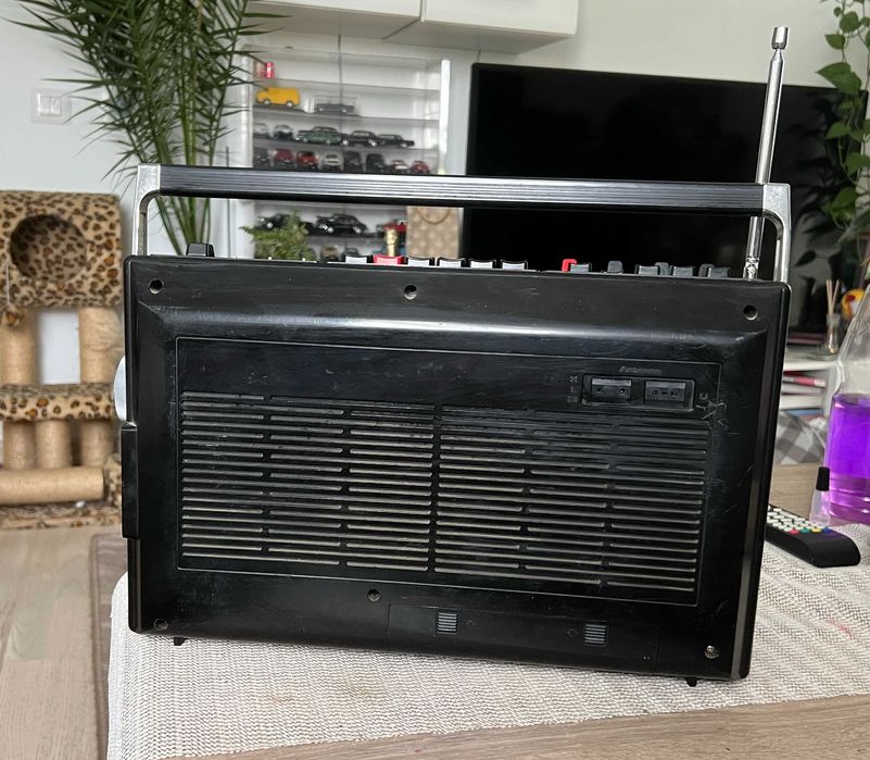 Casetofon retro SABA RCR 394 Stereo – Piesă de colecție anii ’80