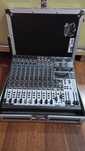 Mixer Behringer XENYX 1832FX