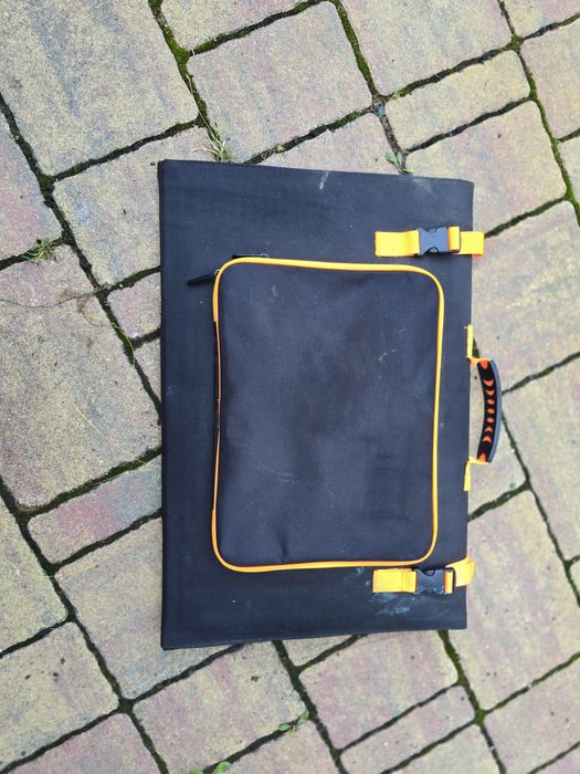 Vând panou solar 100w portabil