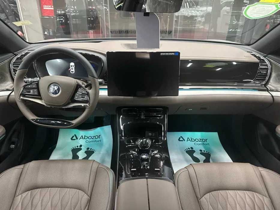 byd han 2025 hamma pazitsiyasi sotiladi