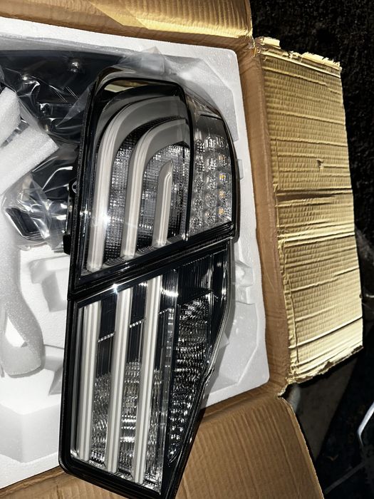LED оптика (задняя)  camry 50
