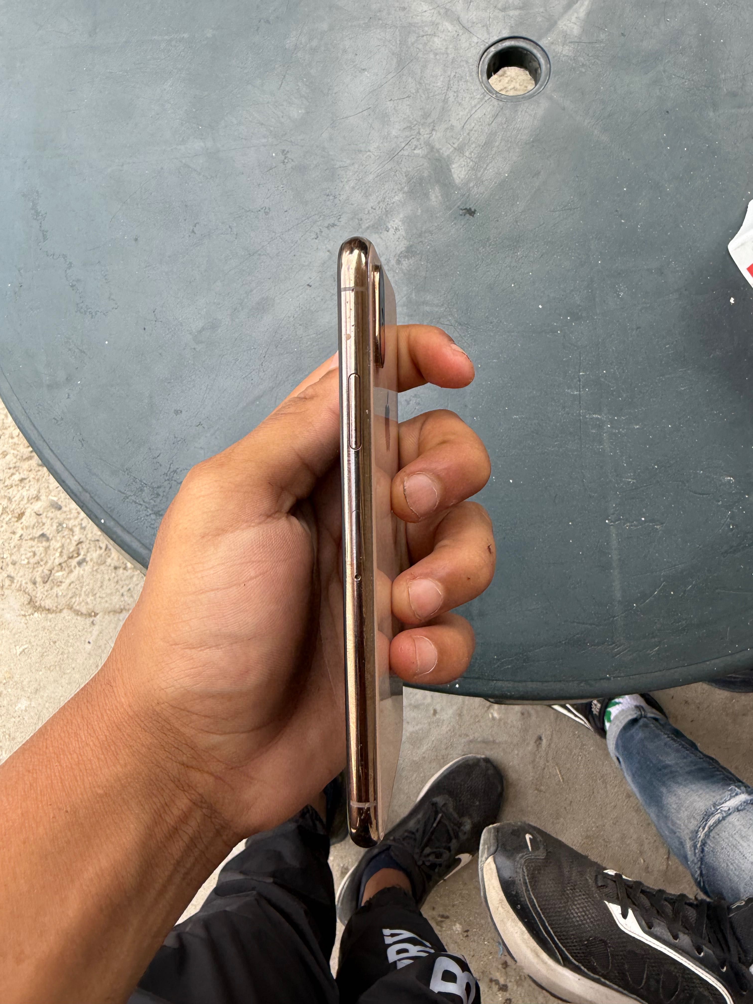 iPhone XS Cold 64bg