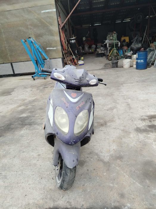 Vând scuter rich 50cc