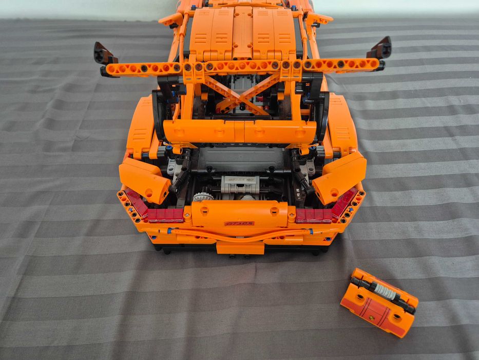 LEGO Porsche 911 GT3 RS facut