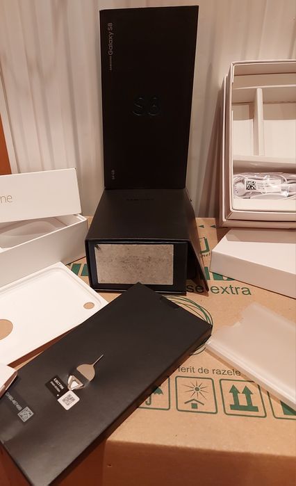 Cutii cu/fara accesorii iPhone 6 6s Plus 7 Huawei P10 P20 Note 5 S6 S8