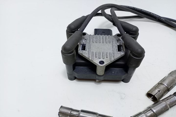 Bobina inductie cu fise bujii 06B905106A Seat Leon prima generatie 1M