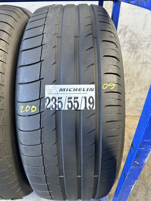 235/55/19 Michelin