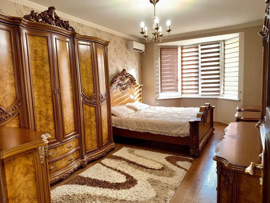 Алайски Ц5 район: Юунусобод
сдам новастройку комнаты 3