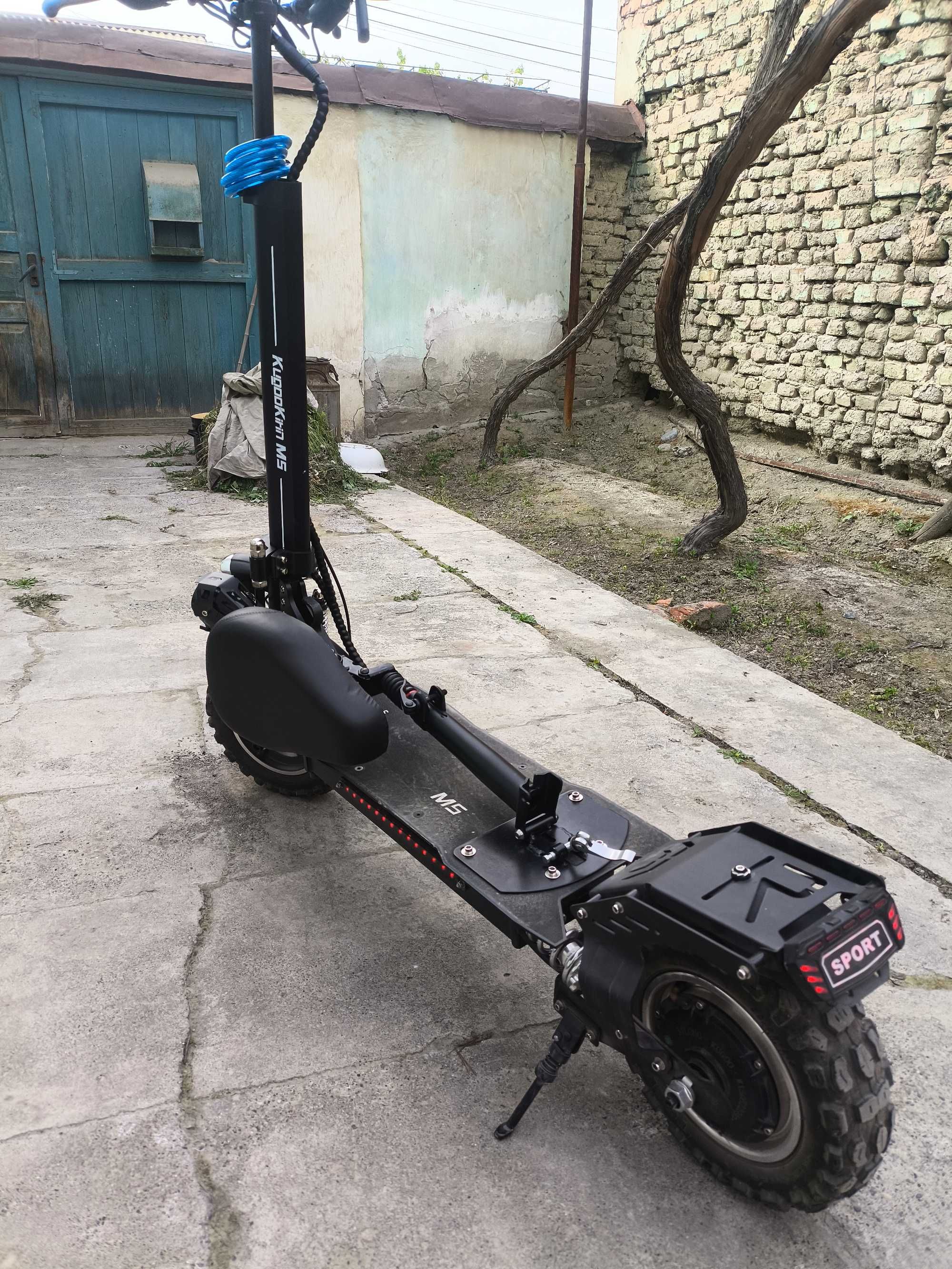 Электросамокат. Kugoo m5