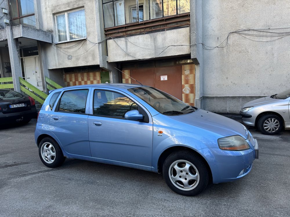 Автомобил Деу калос