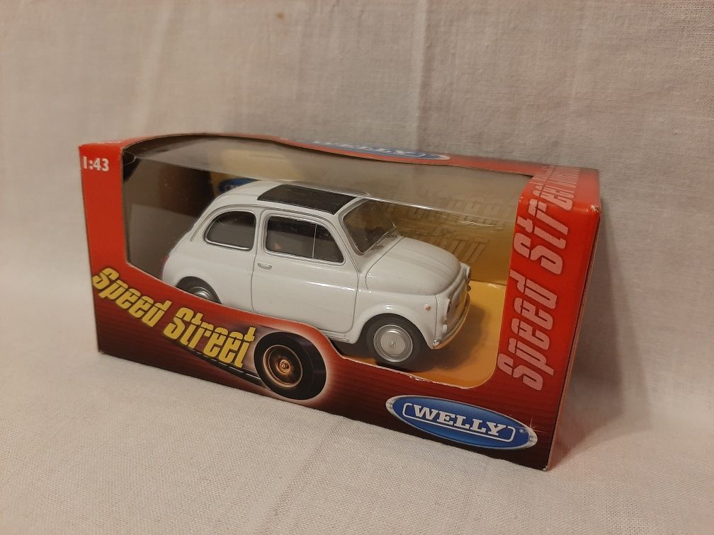 Macheta Fiat 500 din metal scara 1:43