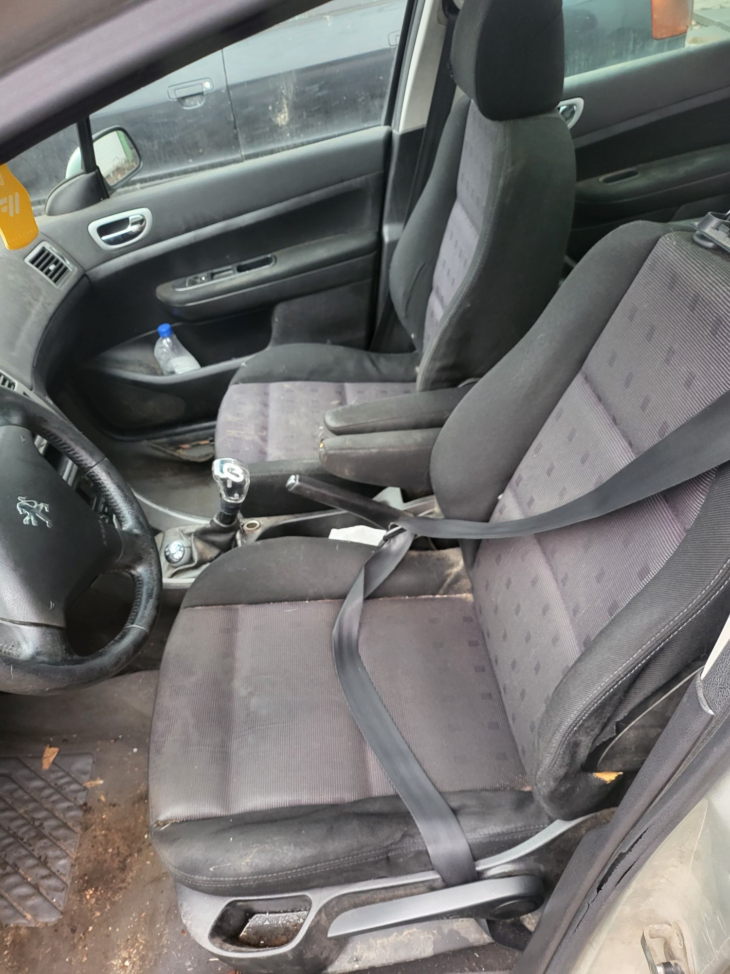 Пежо 307 2.0 Hdi.  НА ЧАСТИ