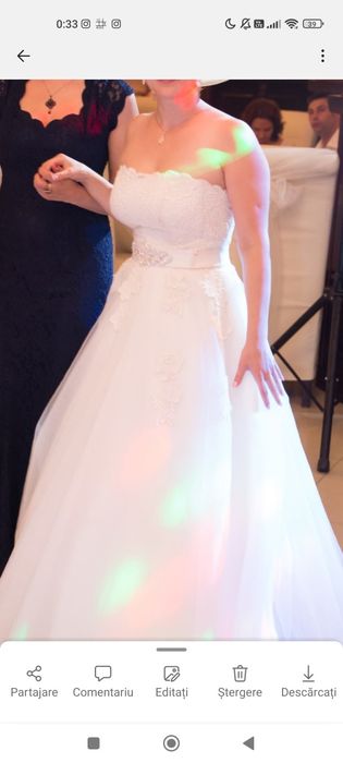 Vand rochie de mireasa