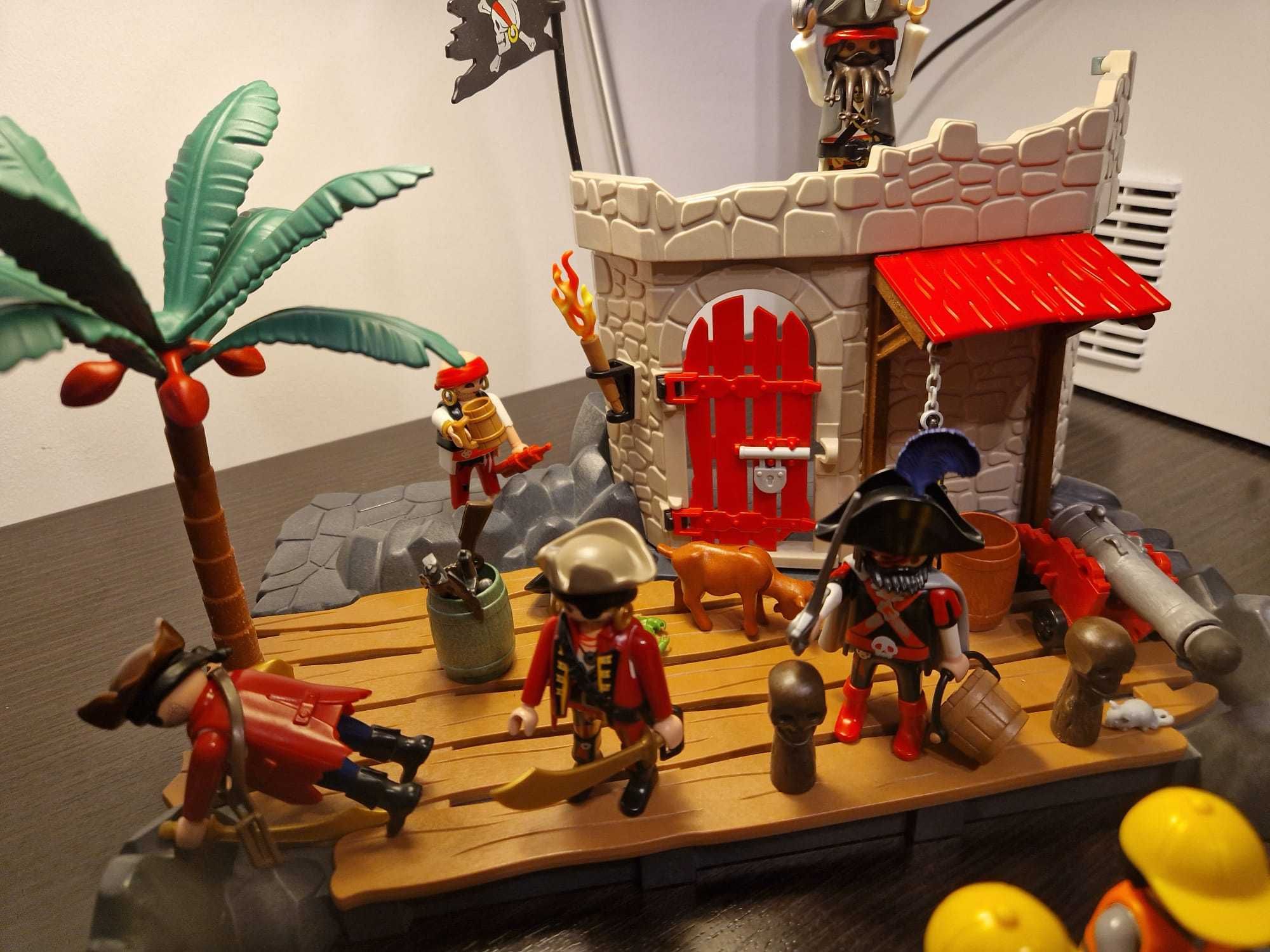 Codexul piratilor Playmobil