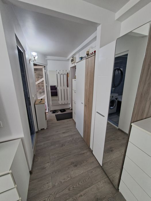 Închiriez apartament 2 camera ultracentral