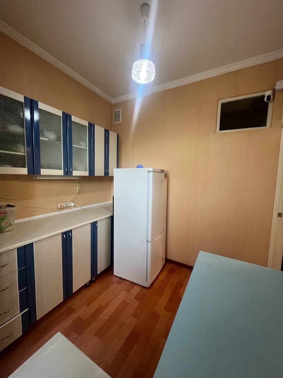 Yunusabad 11 kvartal 2 xona 2 etaj (54²) sotiladi ipoteka ga xam