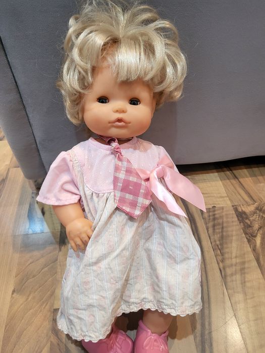 Vand papusa de colectie