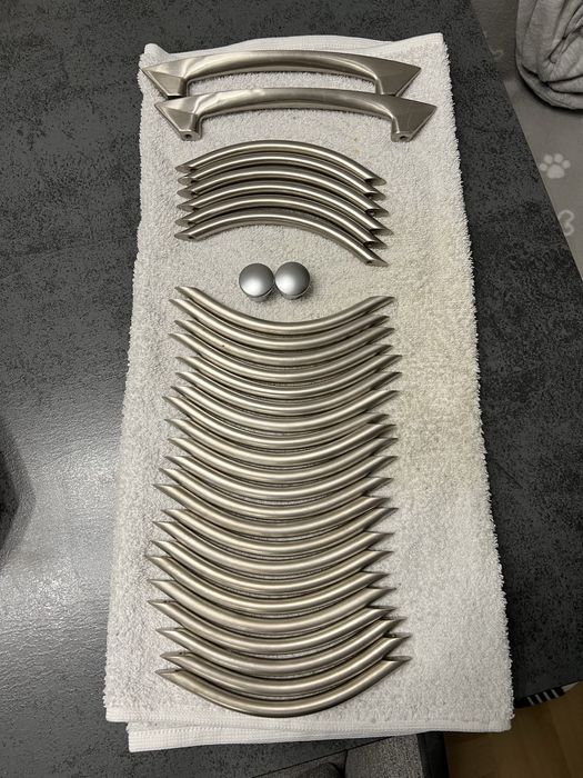 Дръжки за шкафче