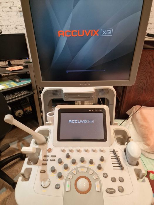 Vand Echograf doppler color Accuvix XG 3-4D