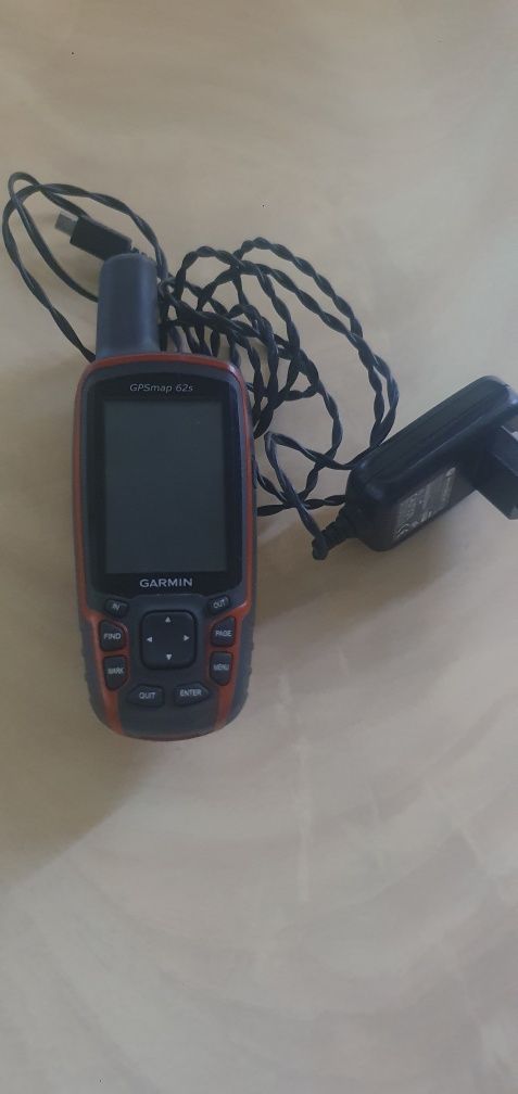 Туристическа навигация GARMIN 62s