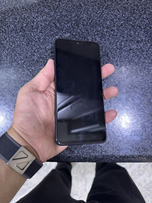 redmi not 11 pro pamit 8.128g holati zor oqip tel qlila