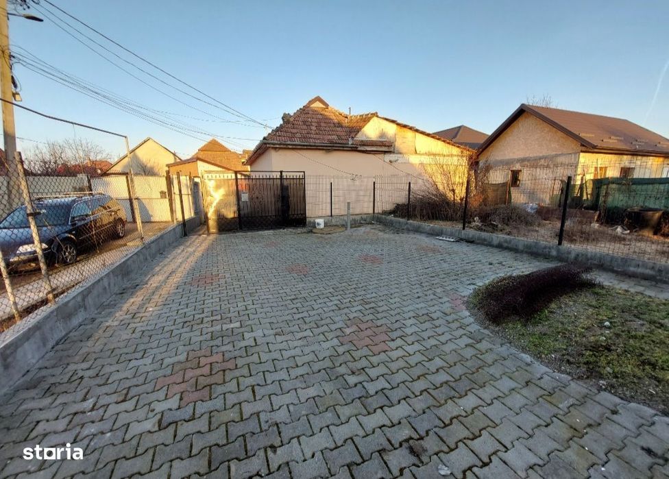 Casa de inchiriat,singur in curte,Sancraiu de Mures,Podeni