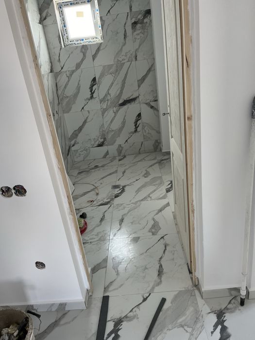 schimb casa 150 metri utili cartier nou cu casa la. munte utilitati