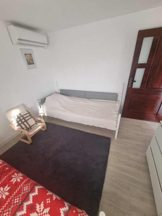 2 Paturi pentru o persoana