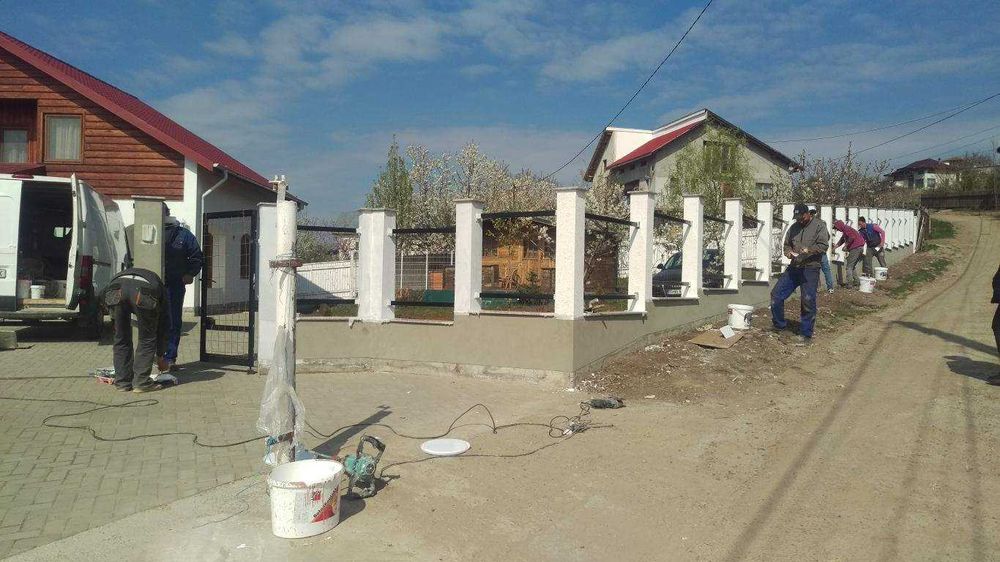 Construim garduri din panouri stil jaluzele, sipca metalica, tabla BCA