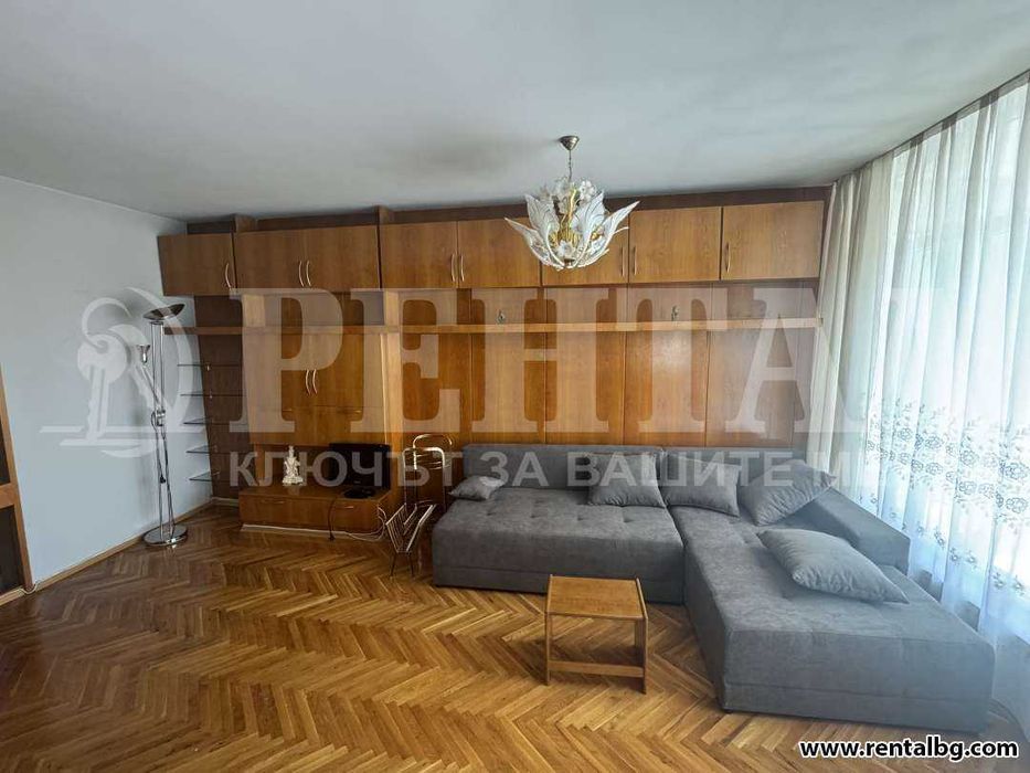 Дава се под наем Тристаен апартамент в Пловдив, Център - 120 кв.м за 612 € - Снимка #3