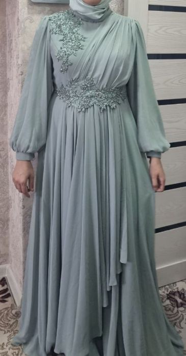 Vecherniy koyne rasa chiroyli 1 marta kiyilgan yana keliwamiz